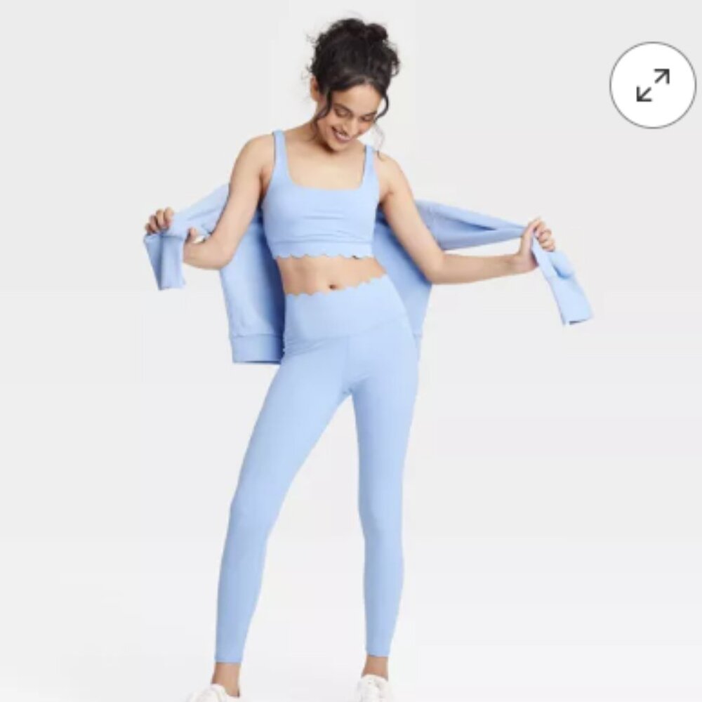Leggings & Sports Bra Scallop Set Light Blue Sz M JoyLab
